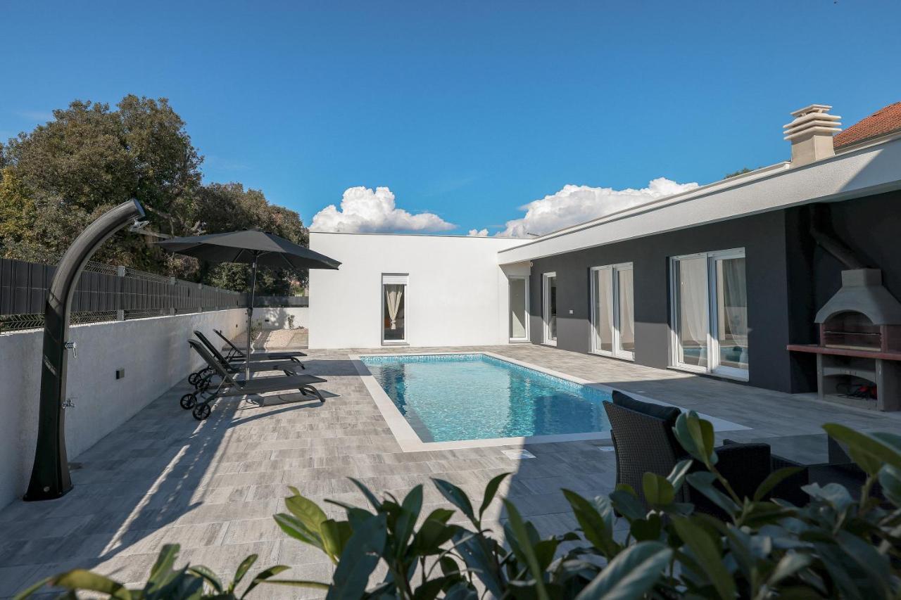 La Reina House - Private Heated Pool