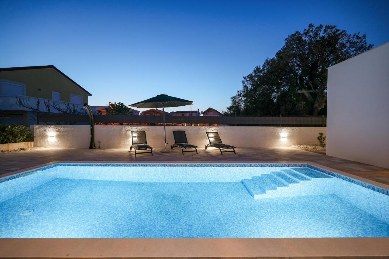La Reina House - Private Heated Pool